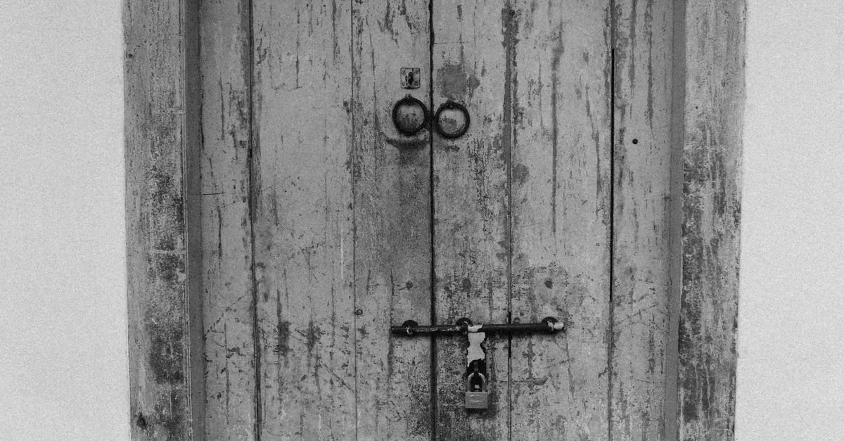 How Do I Get Into My House If I Locked Myself Out? — Durham Pro Locksmith